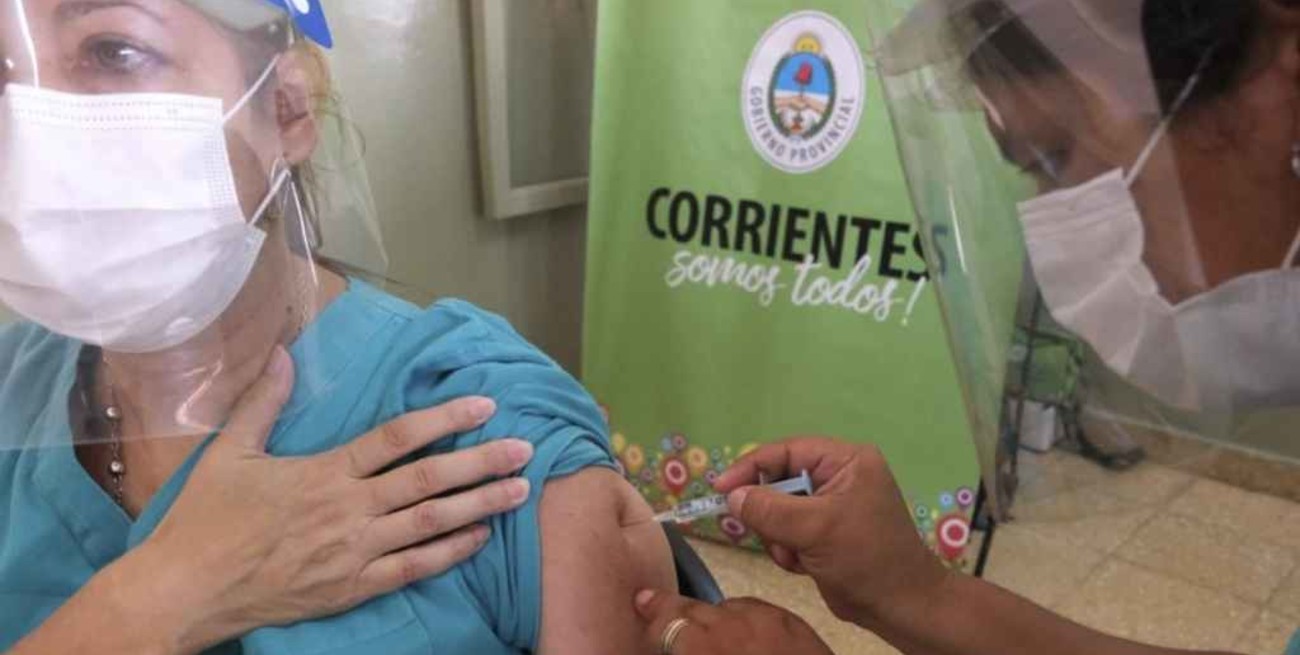 Un senador de Corrientes asegura que el proceso de vacunación es "extremadamente lento"