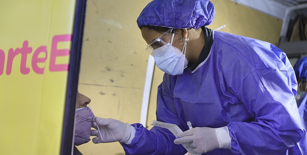 Argentina confirmó 561 nuevas muertes por coronavirus, cifra récord en lo que va de la pandemia