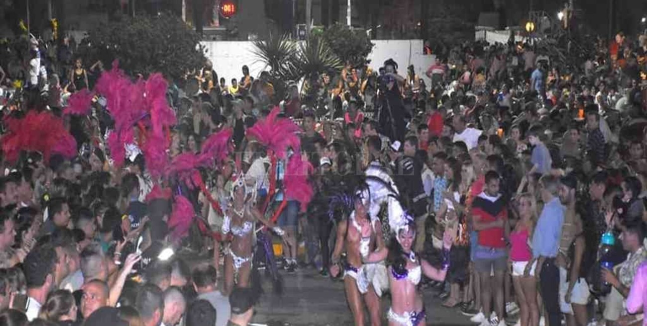 Este sábado San Agustín vuelve a vivir una nueva noche de Carnaval 