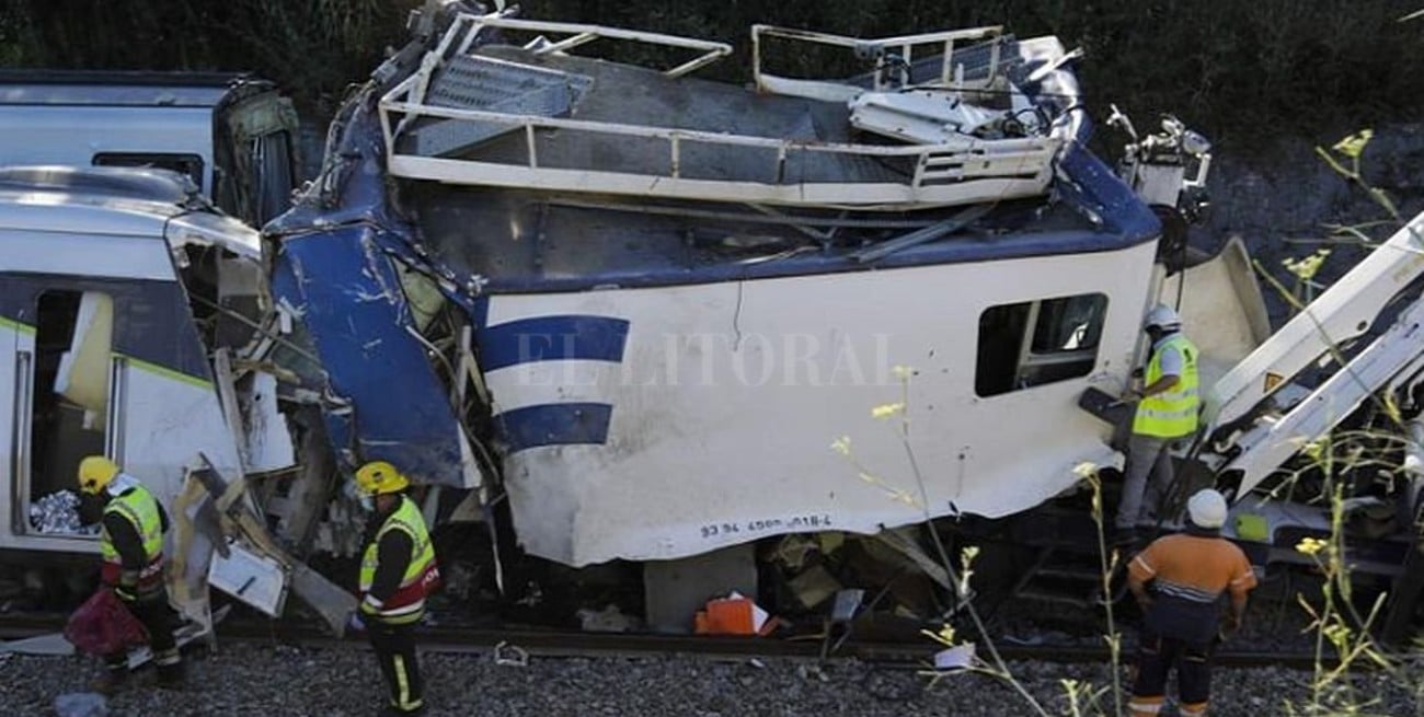 Al menos dos muertos y 25 heridos en un accidente de tren en Portugal