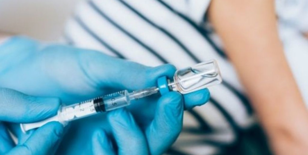 Reino Unido amplía vacunación para jóvenes de 16 y 17 años