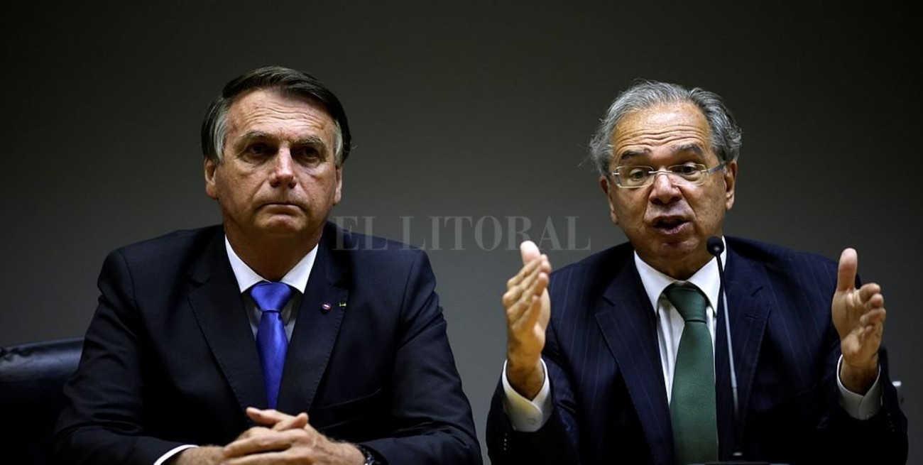 Bolsonaro ratificó a Paulo Guedes como "superministro" de Economía