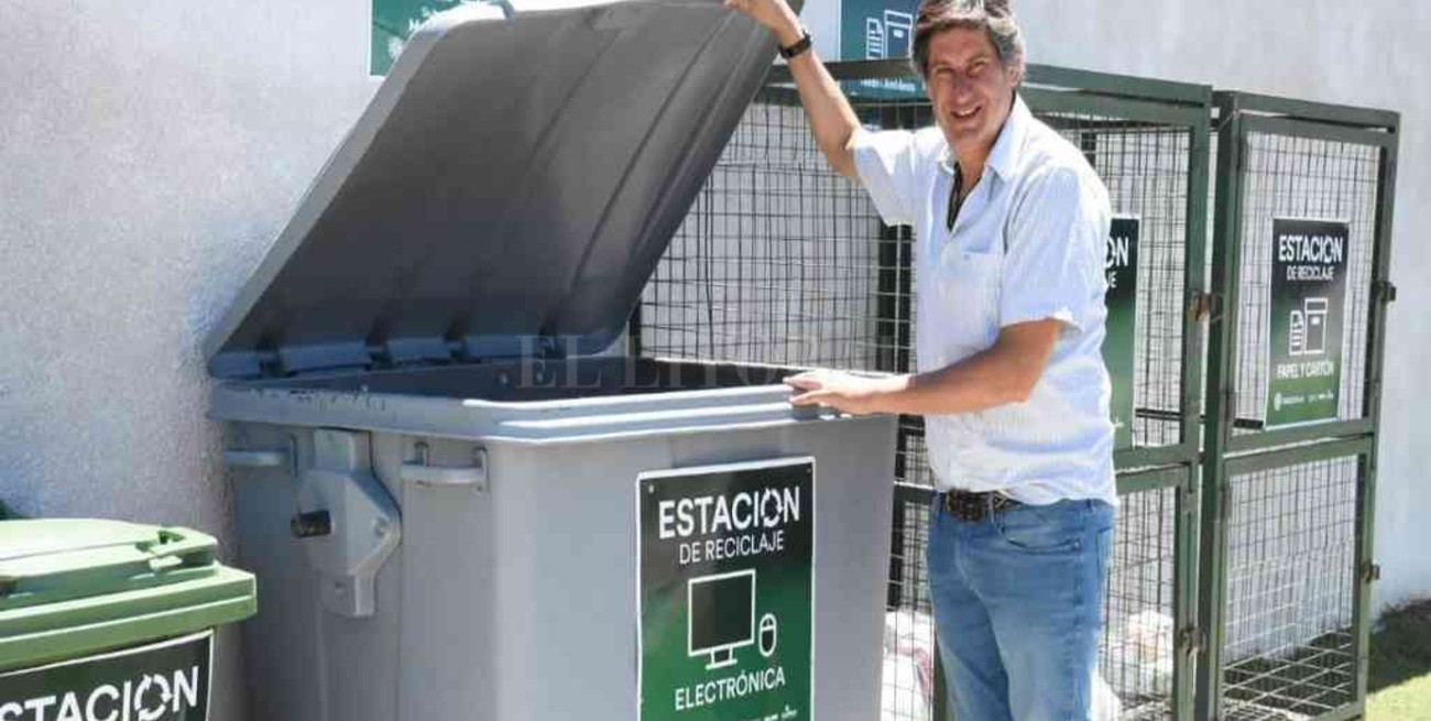 Funes habilitó su primera estación de reciclado