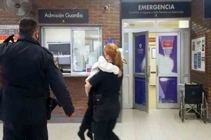 ELLITORAL_397491 |  Gentileza El menor fue hallado ileso, caminando descalzo a la vera de la ruta 9, de Campana. Lo encontró un automovilista que pasaba por el lugar, y se comunicó con el 911.