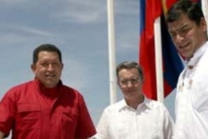 ELLITORAL_5197 |  AFP La imagen corresponde al 12 de octubre de 2007. Uribe, Chávez y Correa inauguraban una planta de gas natural.