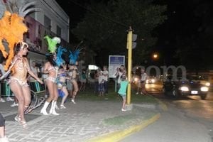 Gentileza Municipalidad de Santo Tomé Las comparsas se encontrarán con los vecinos en las esquinas para difundir el desfile de Carnaval.