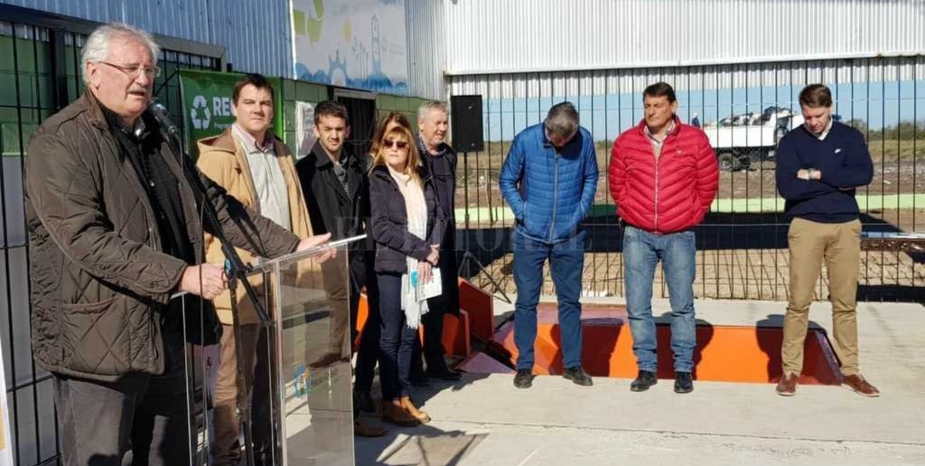 En María Grande comenzó a funcionar la nueva planta de tratamiento de residuos
