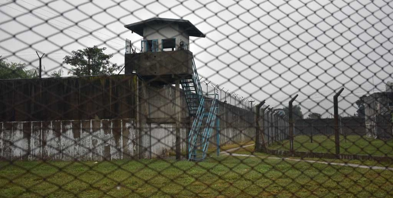 Restringen visitas en cárceles de Santa