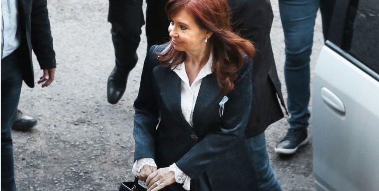 Cristina Kirchner ya está en el sanatorio Otamendi para someterse a una histerectomía