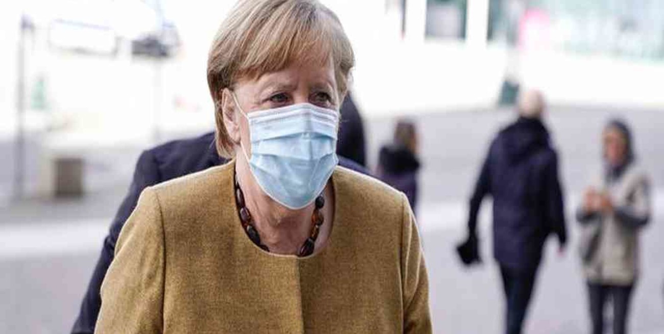 Merkel recibió este viernes la primera dosis de la vacuna AstraZeneca 