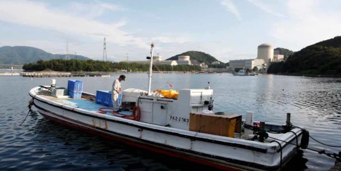 Mihama: Japón reinicia un reactor nuclear de 44 años