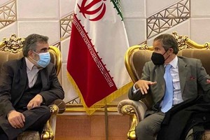 ELLITORAL_420105 |  Gentileza Rafael Grossi (a la derecha), de la OIEA, en su reunión con el ministro de Relaciones Exteriores de Irán, Amir Abdolahian.