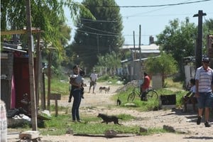 ELLITORAL_439991 |  Flavio Raina En barrios Los Hornos, días atrás la Municipalidad de Santa Fe licitó obras de integración socio urbana, que serán financiadas por Nación.