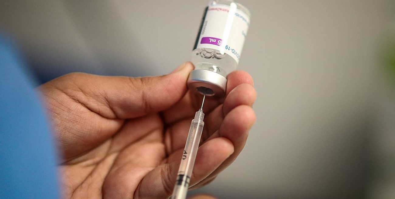 Expertos de la OMS recomiendan una tercera dosis de las vacunas Sinopharm y Sinovac