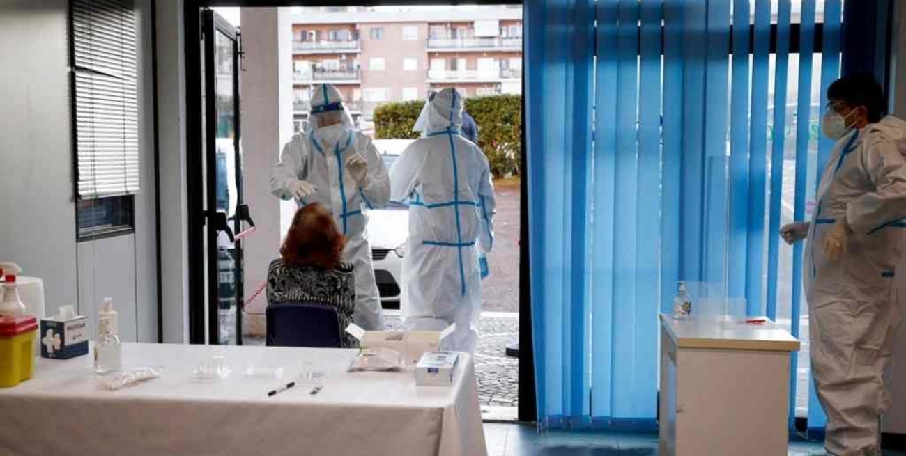 Italia espera vacunar contra el coronavirus a casi 2 millones de personas en enero