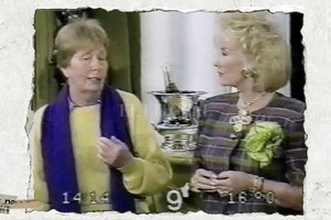 Gentileza Santa Cine / Sombracine Momento crucial: Fuskova en el programa de Mirtha Legrand, donde ganó celebridad y comenzó a recibir mensajes de lesbianas de todo el país (incluyendo a su futura pareja, Claudina Marek).