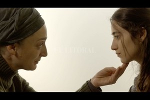 ELLITORAL_438917 |  Gentileza producción / Télam Entre dos mundos .