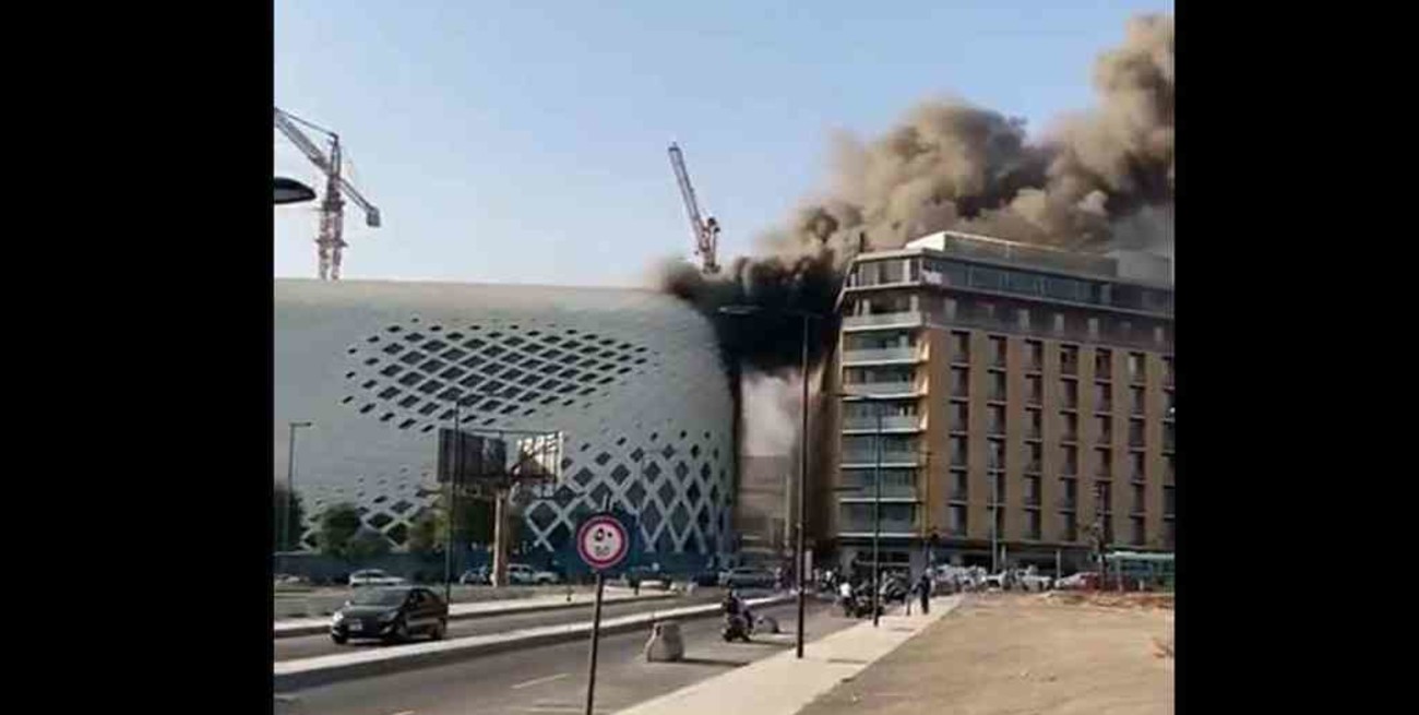 Se registra un incendio en un edificio en el centro de Beirut, el tercero en una semana