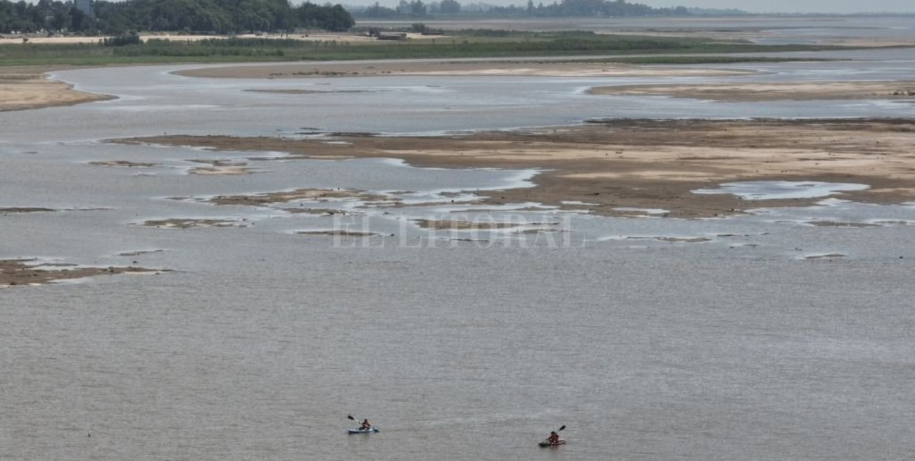 Río Paraná: se mantiene por encima de los 30 cm, pero no se abrirán las compuertas en Yacyretá