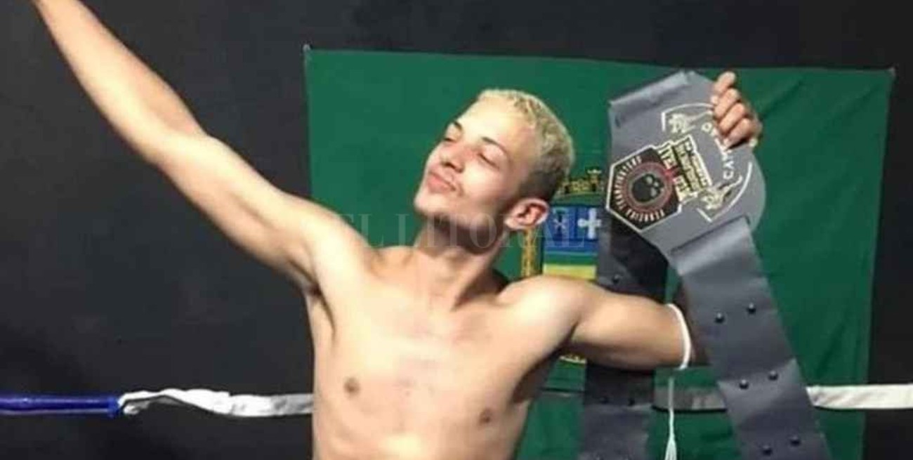 Un luchador principiante de MMA murió a los 22 años por los golpes
