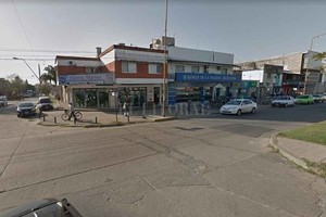ELLITORAL_210639 |  Captura de Pantalla - Google Street View Aristóbulo del Valle y Espora. La zona donde se produjo el preocupante incidente