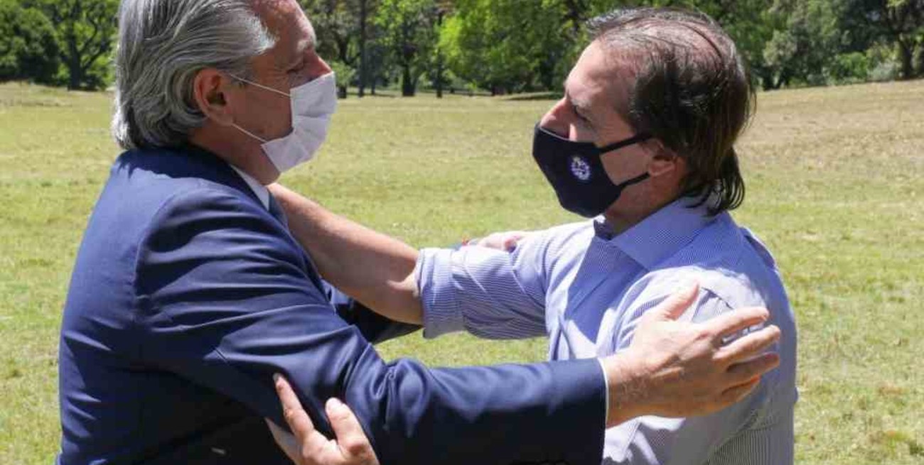 Uruguay y Bolivia solicitan ayuda a Alberto Fernández para comprar vacunas