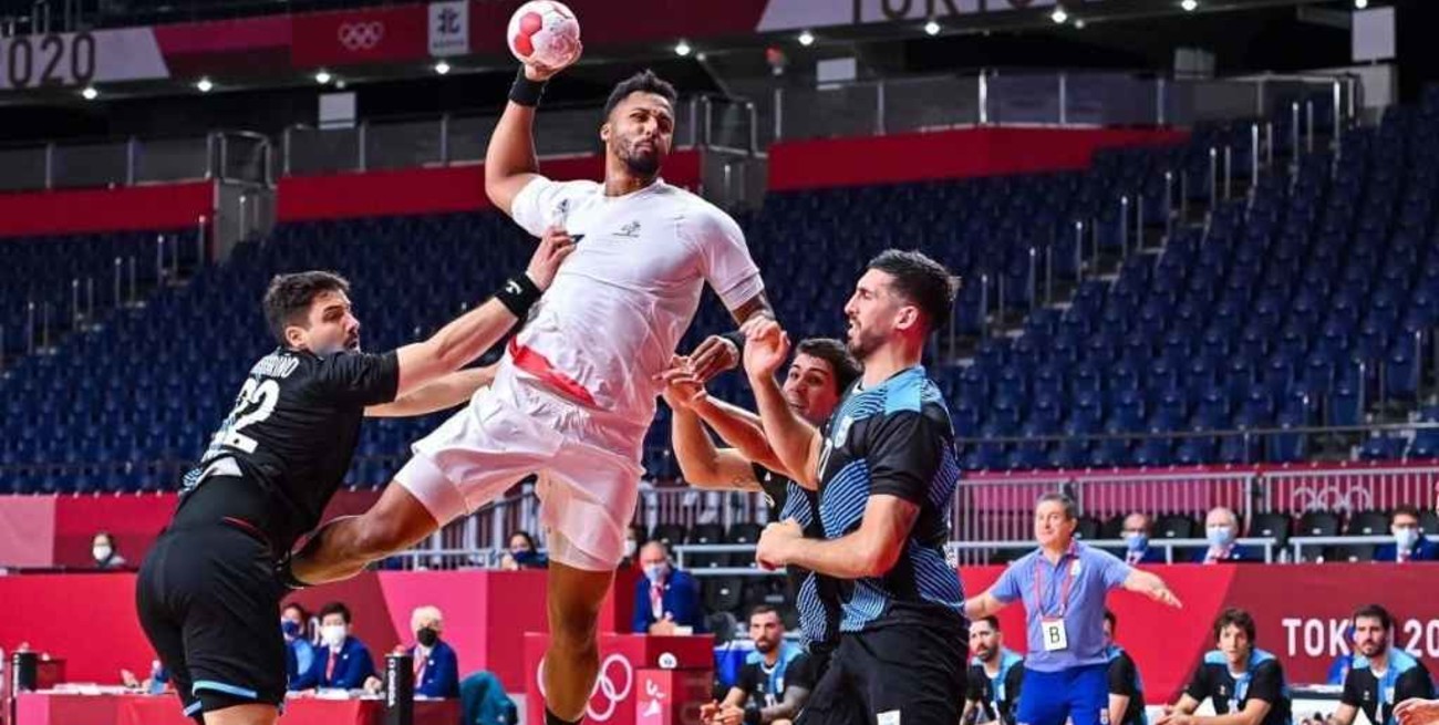 Handball: Los Gladiadores perdieron por 33 a 27 ante Francia en la primera fecha del grupo A 