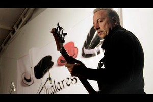 ELLITORAL_342817 |  Gentileza producción El músico David Urribarri, que es compositor, intérprete, maestro de música y luthier, precisó:  Iremos subiendo de a un tema de un disco que son todas canciones de Spinetta con guitarra acústica, armonio y sitar .