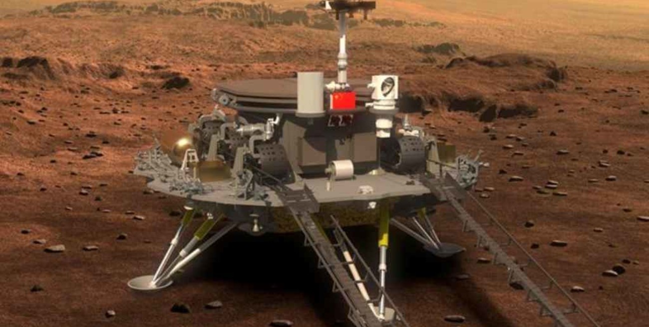 China logró aterrizar con éxito un robot teleguiado en Marte 