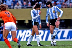 ELLITORAL_356653 |  Archivo El Litoral Luque y Kempes en la final del Mundial Argentina ´78.