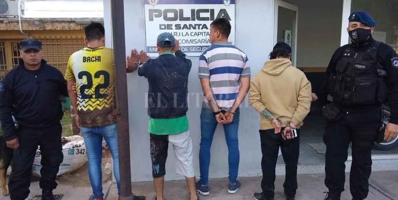 Importante secuestro de armas y detenidos en Santa Fe y Rosario