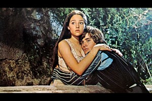 ELLITORAL_377420 |  Archivo El Litoral El amor tiene múltiples significados y se manifiesta de diferentes formas, según la época, el lugar y la cultura en la que se inserta , remarca la autora del libro. En la imagen, un fotograma de  Romeo y Julieta  de Zeffirelli.