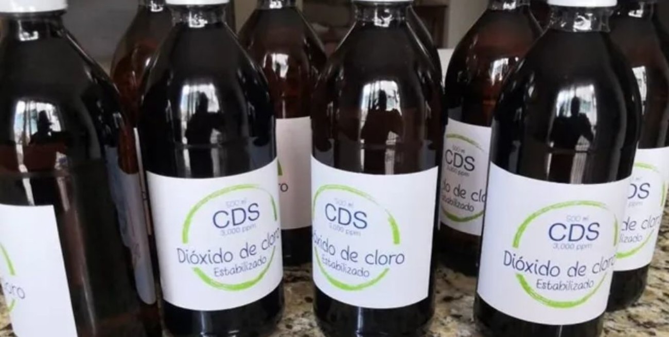 El parlamento boliviano aprobó una ley para facilitar el uso del dióxido de cloro contra la Covid-19
