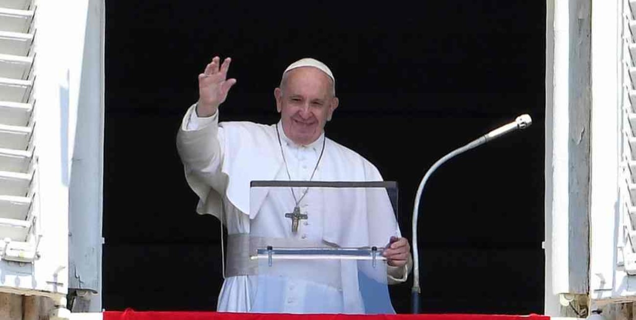 Por un dolor en la ciática, el Papa no estará en las celebraciones de fin de año