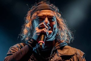 ELLITORAL_412044 |  Gentileza Juli García Fotografía Mauricio Lescano reformula su combinado artístico, con el grabó  Ya no : una canción en la que comparte micrófono con Pato Fontanet.