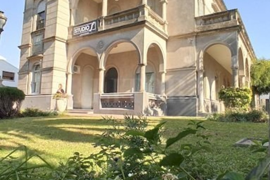 ELLITORAL_391253 |  Juan Vittori La residencia Stamati y su belleza arquitectónica de estilo italiano.