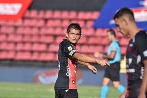 ELLITORAL_365678 |  Manuel Fabatía Luis Miguel Rodríguez, el jugador más desequilibrante de Colón y uno de los pocos que puede abrir un partido en el fútbol argentino por sí mismo. ¿Jugará?