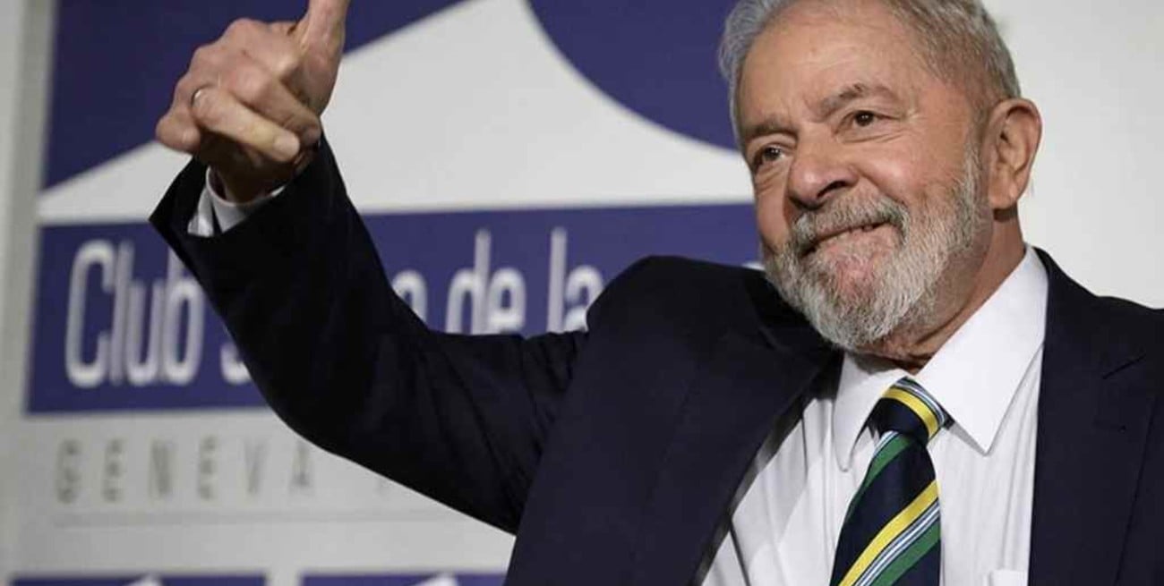 Brasil: Lula Da Silva confirmó su candidatura presidencial 