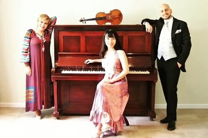 ELLITORAL_405018 |  Gentileza de los artistas Robledo (soprano), Yoshimi (piano) y Dvoracek (viola) serán los protagonistas de la velada inaugural.