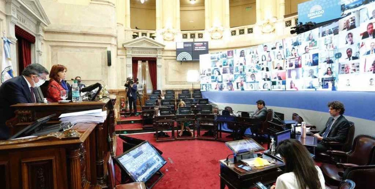 El Senado avaló el DNU que suspende las clases presenciales en el AMBA