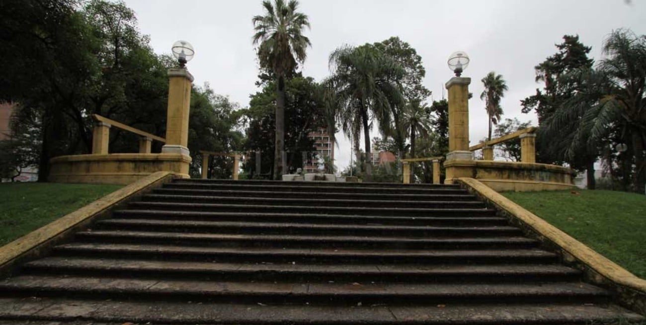 Plaza Constituyentes: "Debe contemplarse un gran retardador pluvial"