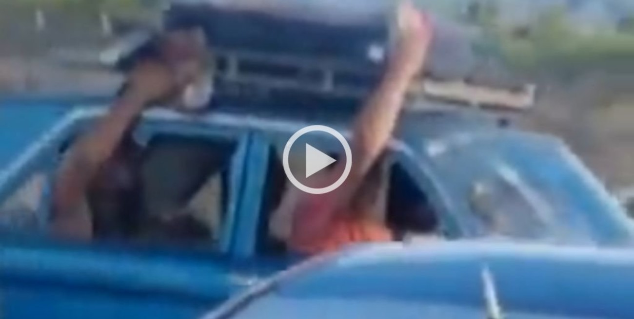 Insólito: hinchas de Talleres fueron a la semifinal de la Copa Argentina haciendo choripanes arriba de un auto