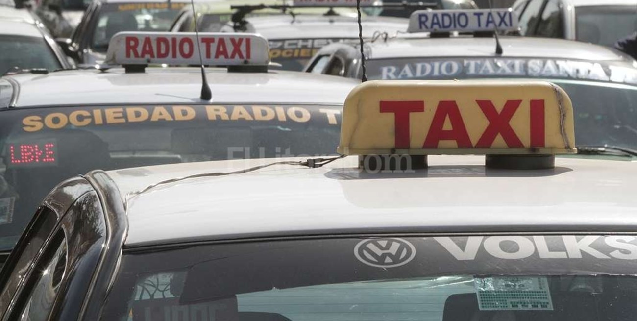 Coordinan políticas preventivas de seguridad para los taxistas