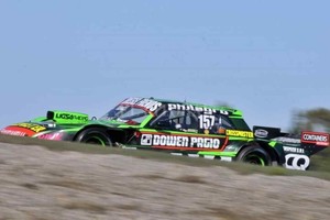 ELLITORAL_437227 |  Gentileza Triunfo  Chivo  de Juan De Benedictis. El piloto nacido en Necochea, con su Chevrolet, se impuso en Viedma en un final accidentado, en el debut de la temporada del Turismo Carretera.