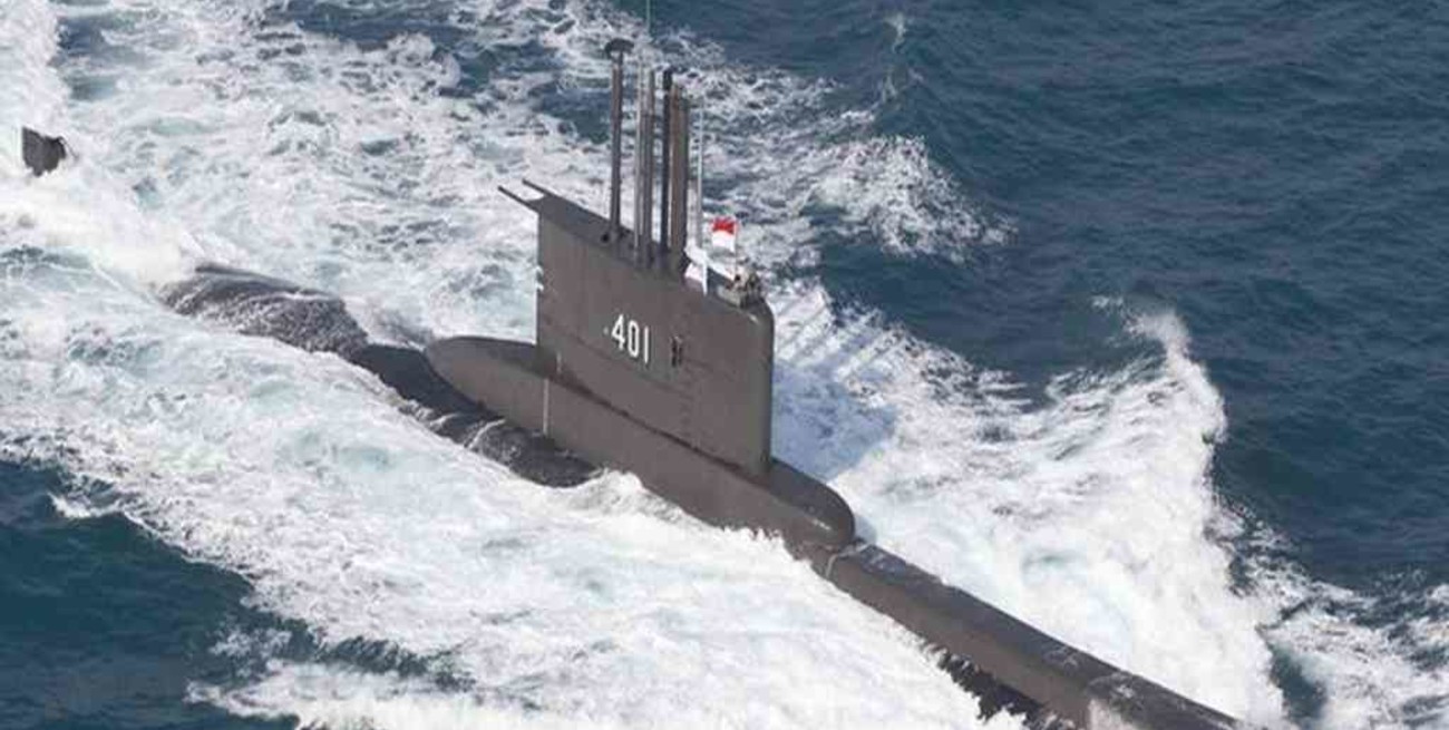 Indonesia: el submarino desaparecido podría agotar reservas de oxígeno en 72 horas