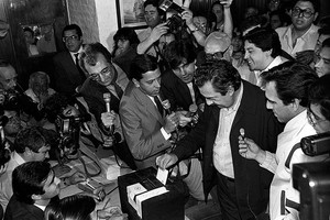 Archivo El Litoral Raúl Alfonsín vota el 30 de octubre de 1983. Su triunfo significó el retorno a la democracia y el inicio de un largo camino que seguimos transitando como país.