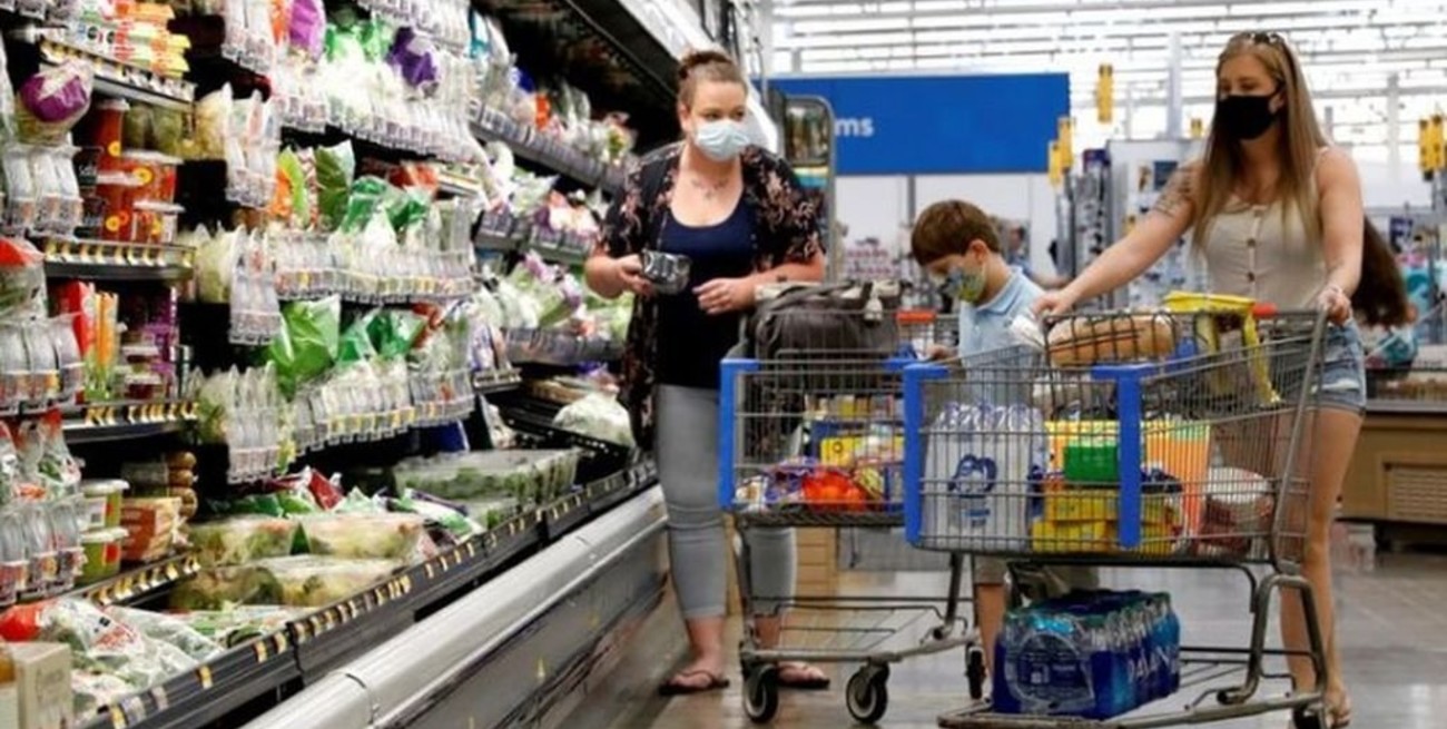 Walmart negocia la venta de la cadena en Argentina y está a un paso de irse del país