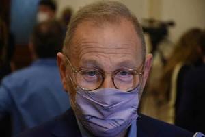 Gentileza Se suman elementos para las interpelaciones votadas por el Senado por unanimidad para los ministros de Gestión Pública, Marcos Corach (foto) y de Desarrollo Social, Danilo Capitani.