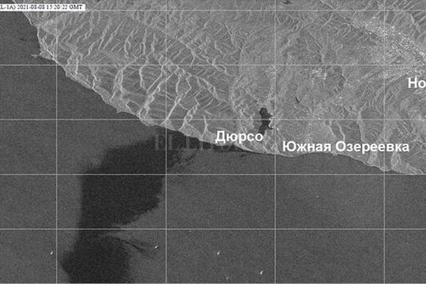 ELLITORAL_396488 |  EFE Imágenes de satélite del pasado 8 de agosto, del derrame de petróleo cerca del puerto ruso de Novorossiysk, en el mar Negro.
