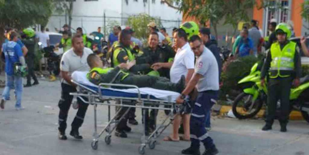 Colombia: un atentado contra una estación de policía dejó al menos 14 heridos